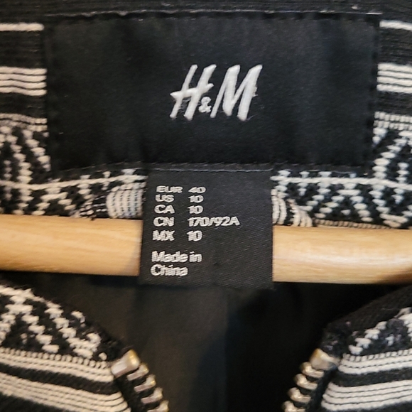 Jacket - Picture 4 of 4